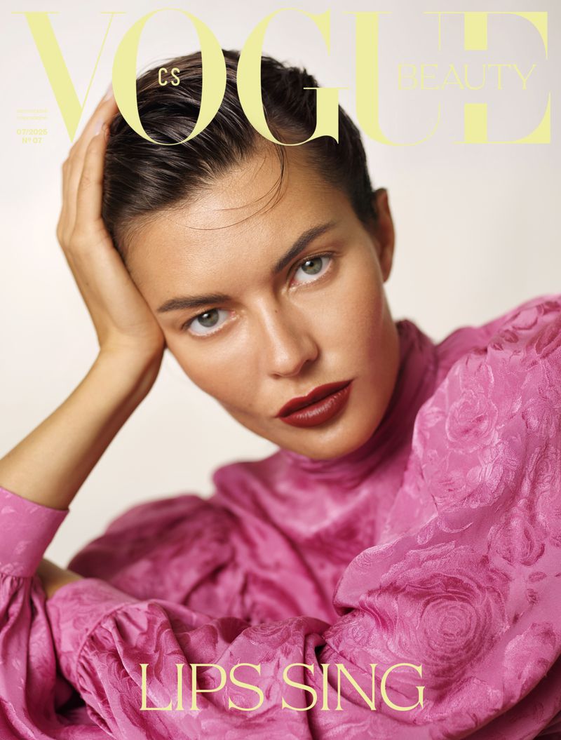 Vogue Czechoslovakia January 2026 Beauty Cover (Vogue Czechoslovakia)