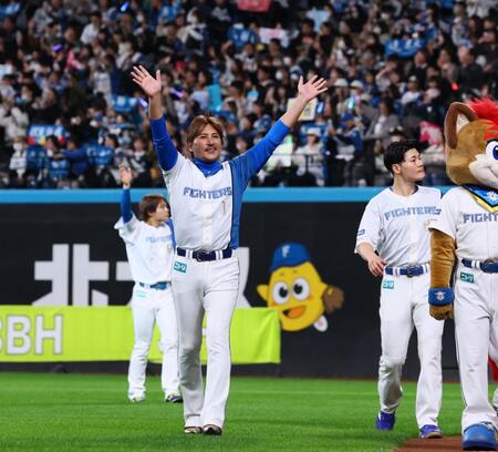 沢村賞の日本ハム・伊藤大海 1年前の有言実行に「賞の重さをより感じ