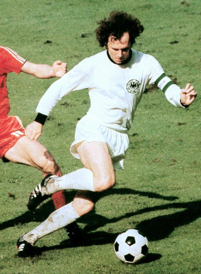 皇帝”ベッケンバウアーさん死去 主将、監督として西ドイツをW杯制覇に