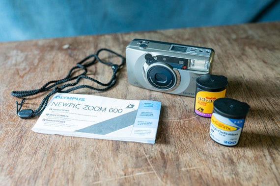 Olympus Newpic Zoom 600 APS System Point and Shoot Film Camera W