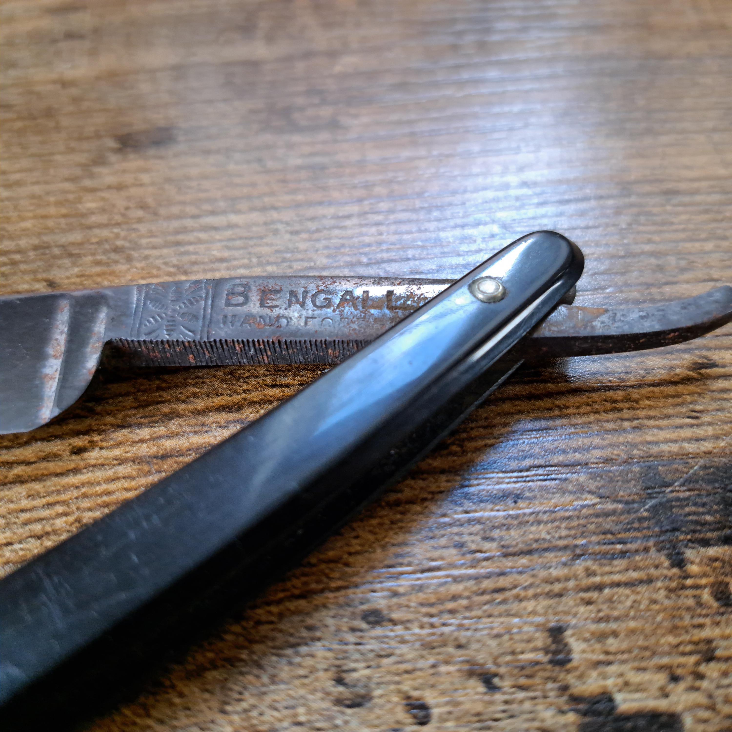 Vintage Bengall Straight Razor: T R Cadman Sheffield Cut Throat - Etsy