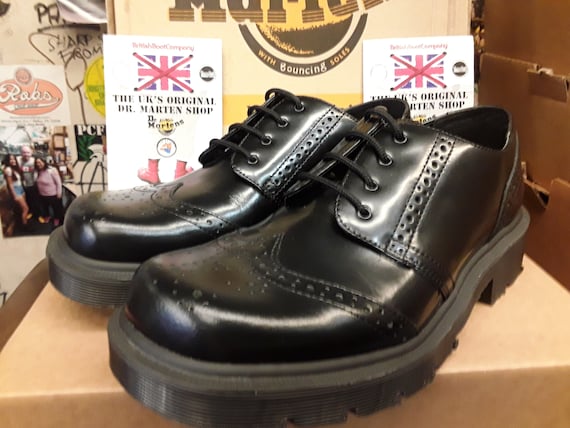 Dr Martens Vintage 90's, Size UK7, Made in England, Black Square