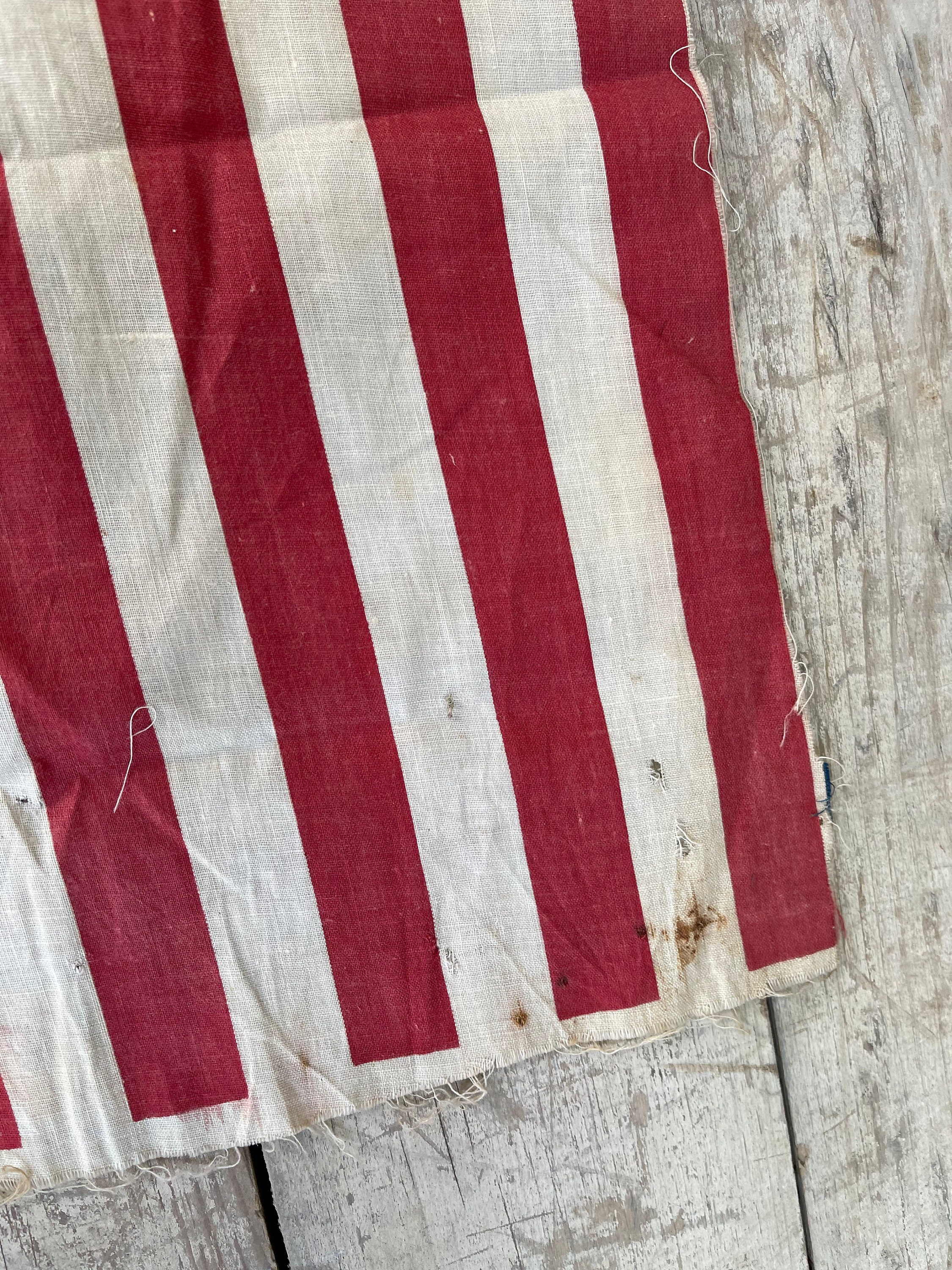 1870年代のアンティーク39星アメリカ国旗：素朴なアメリカーナ風装飾