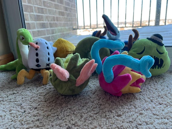 Louse Plushies (from Slay the Spire)! - Etsy
