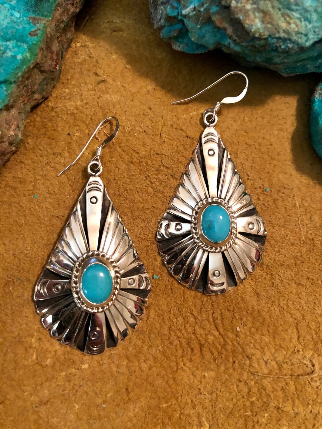 アート・デザイン・音楽 Jewelry by Southwest American Indians