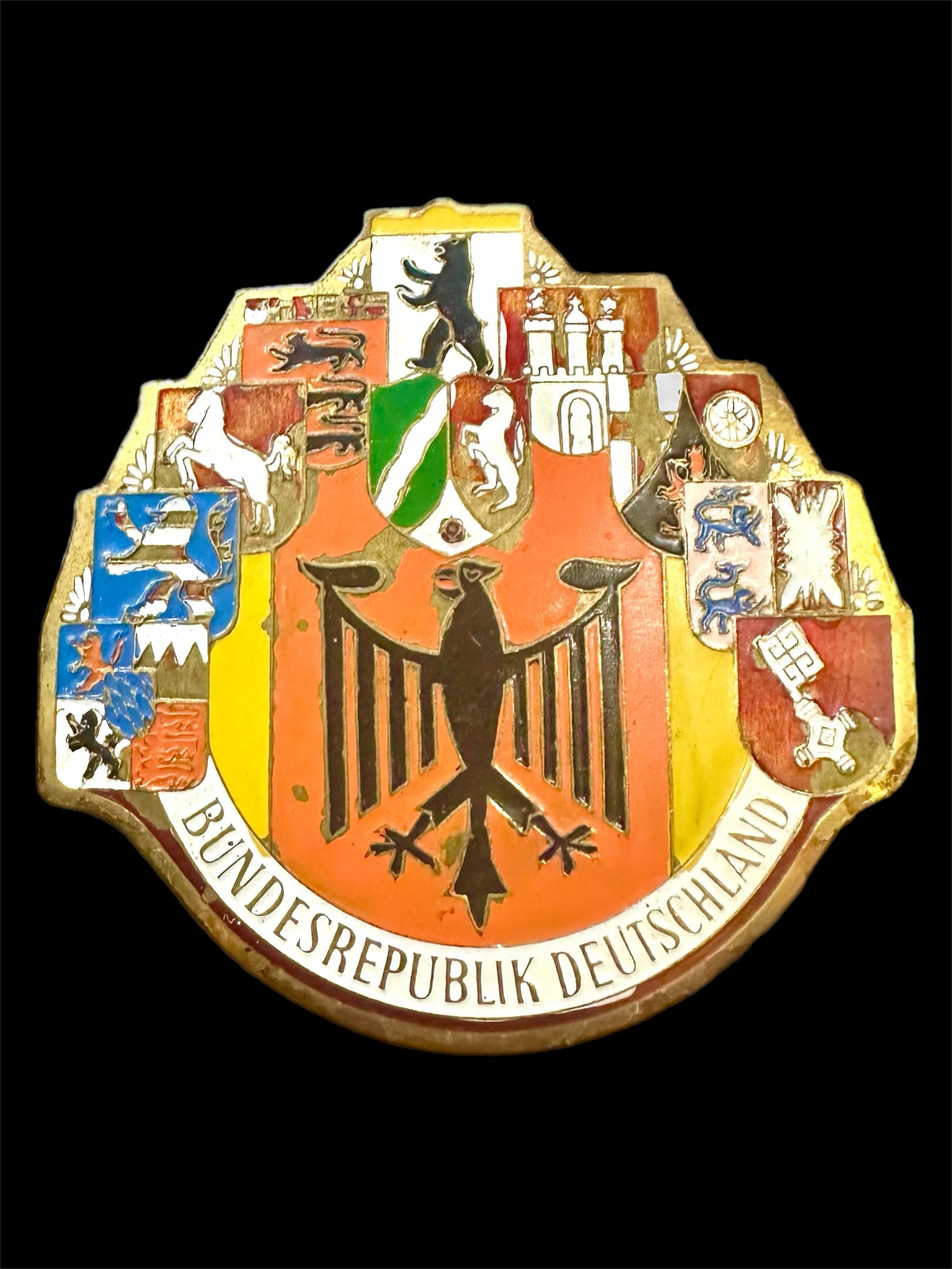 ヴィンテージ ドイツ連邦共和国 ドイツ車バッジ 紋章 鷲のエンブレム