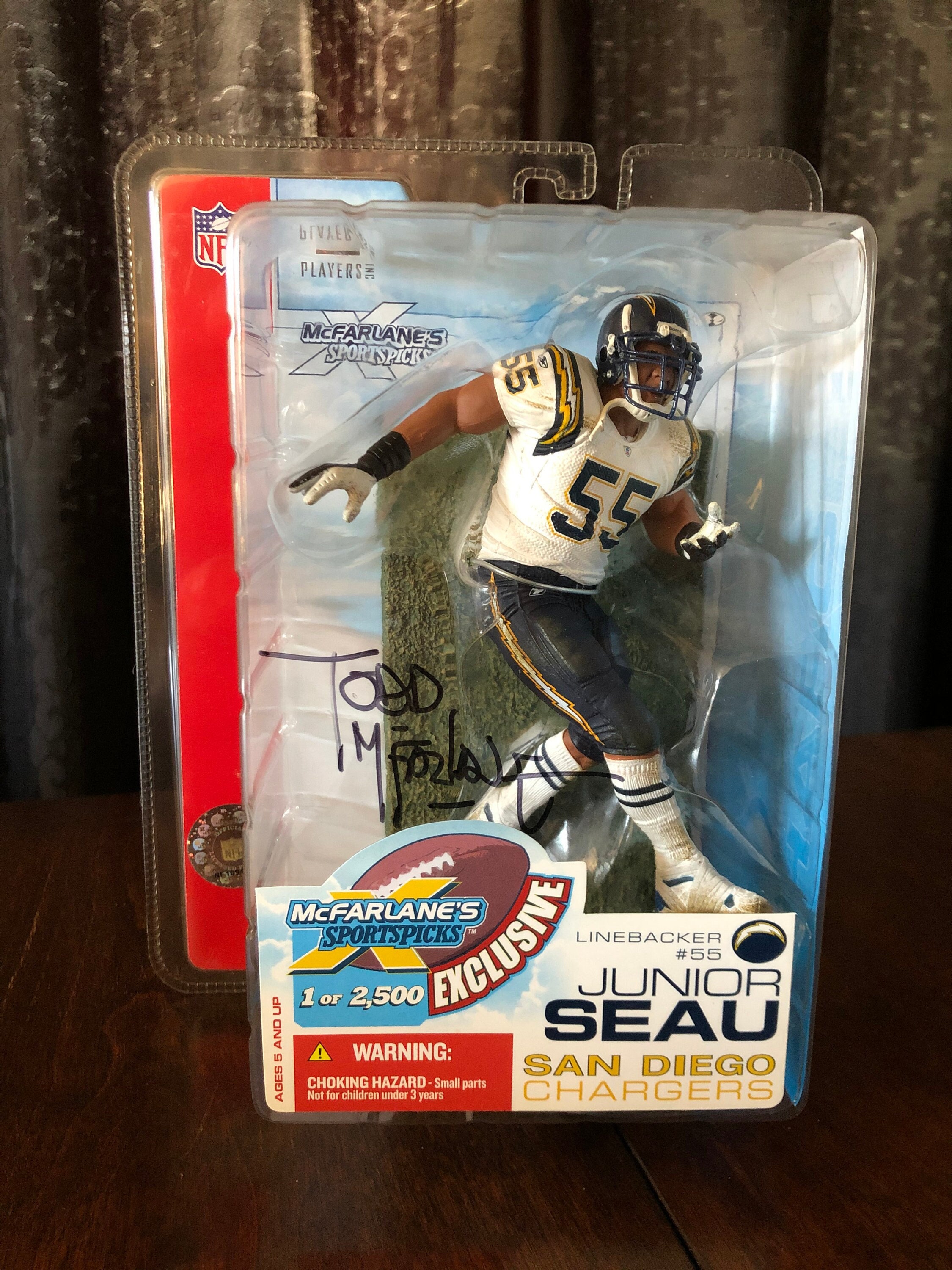 Mcfarlane Sports NFL San Diego Chargers JUNIOR SEAU #55 Figure