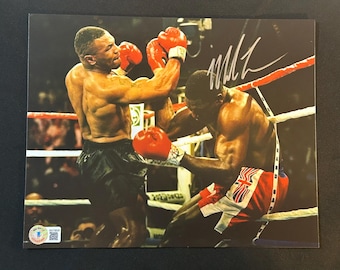 マイク・タイソン 直筆サイン入り パンチアウト 11x14 写真 BECKETT