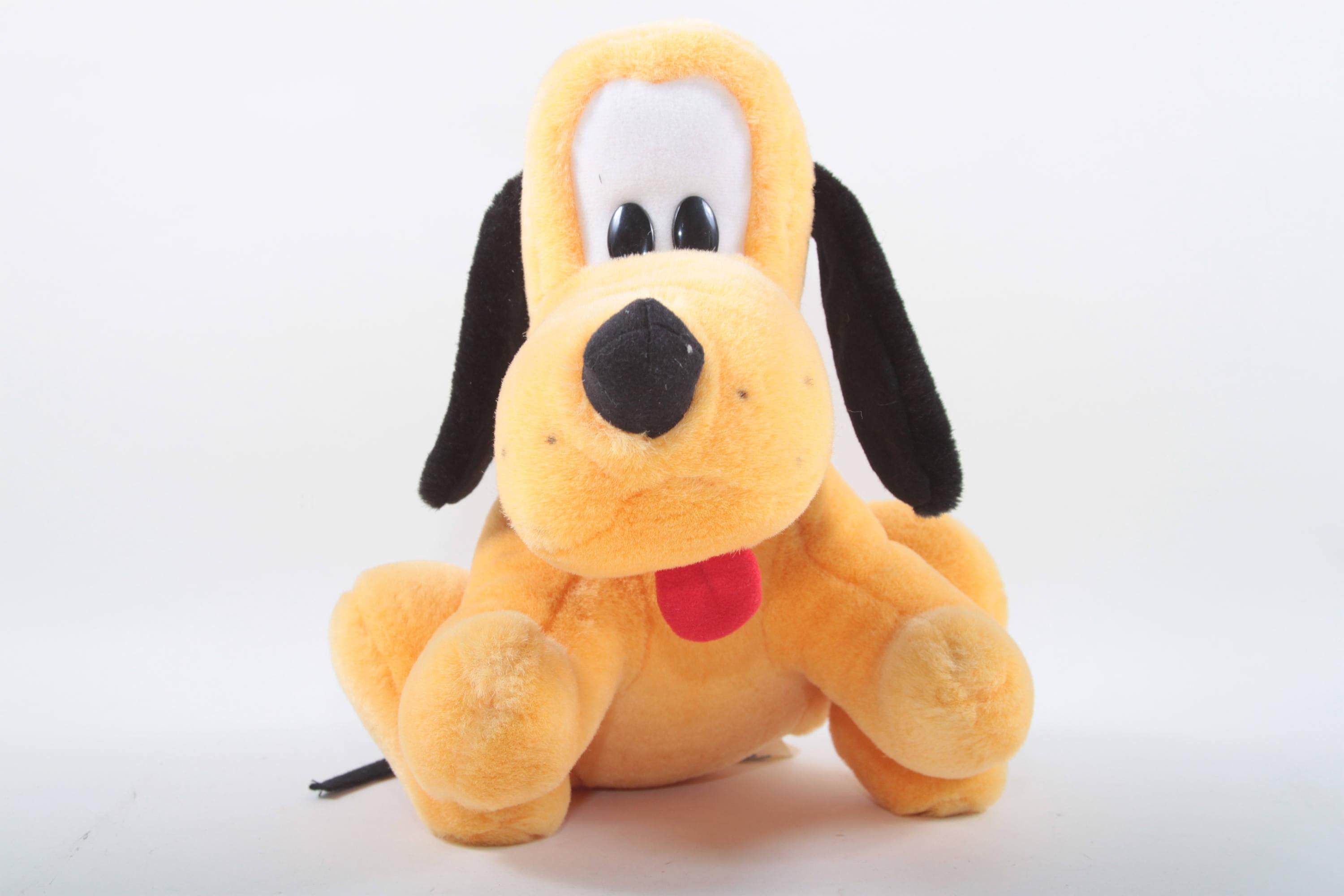 ディズニーワールド ベビープルート ぬいぐるみ 黄色い犬の子犬 長い