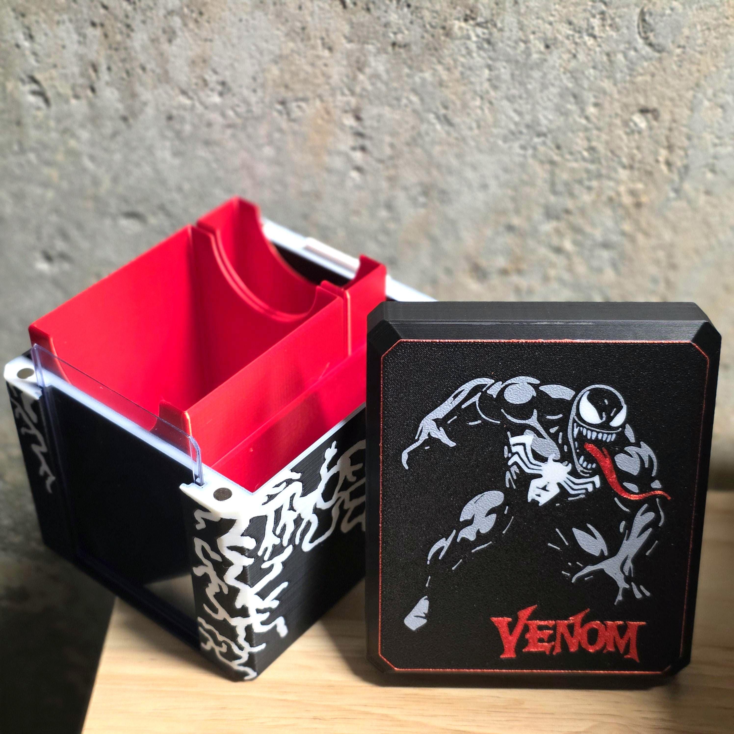 Venom Spider-man Magnetic MTG Commander Deck Box |command Station