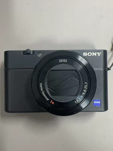 Sony Cyber-shot DSC-RX100 III 20.2MP 2.9x Optical Zoom Digital