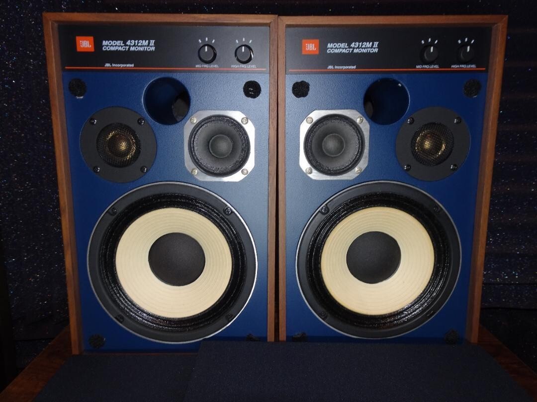 JBL 4312M2WX pair small monitor speakers walnut pair Harman Japan