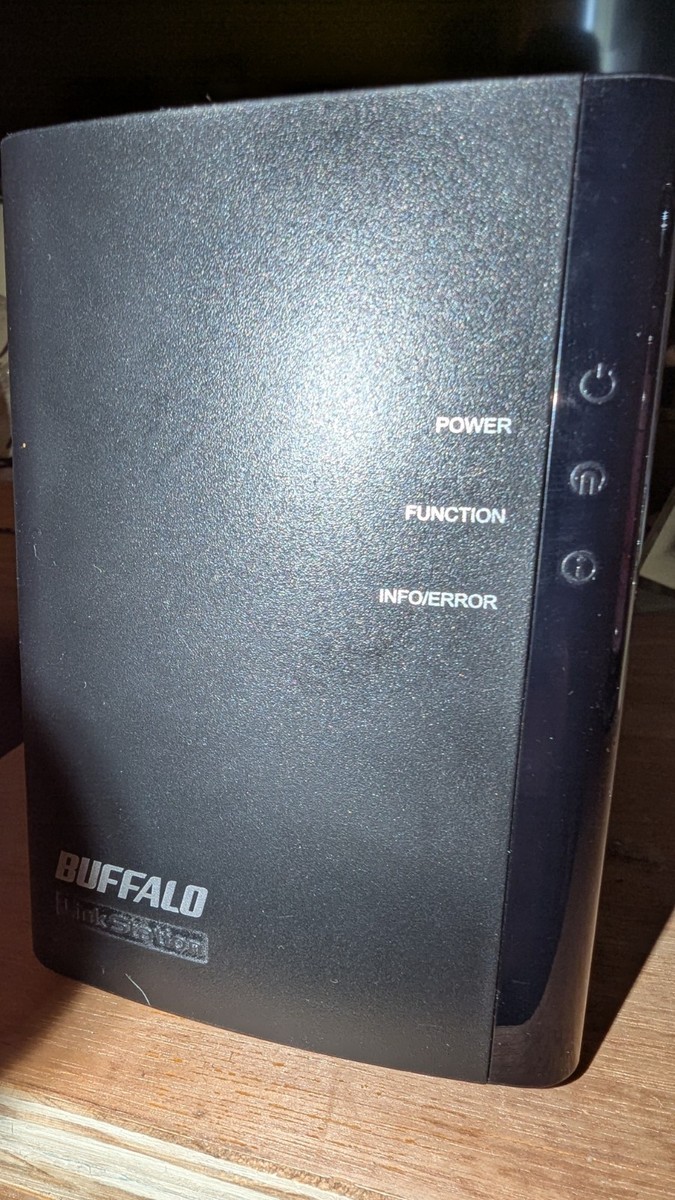 NAS BUFFALO LinkStation LS-WXL 2X Bay, USB, RJ45 (Includes 2x6tB