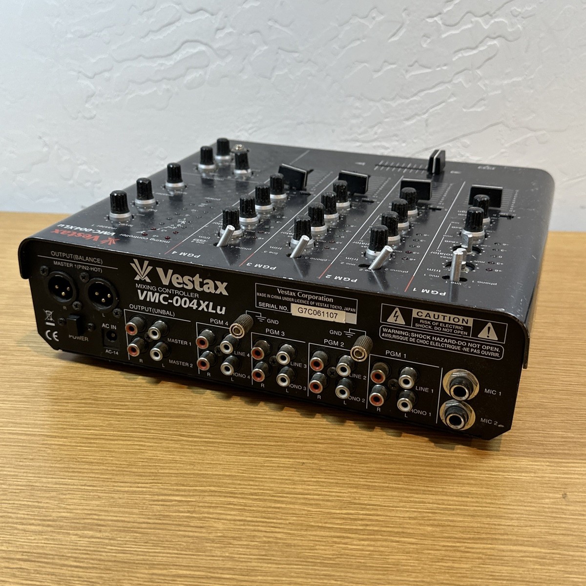 Vestax VMC-004XLu DJ Mixer with TUB-1 USB Audio Interface | eBay