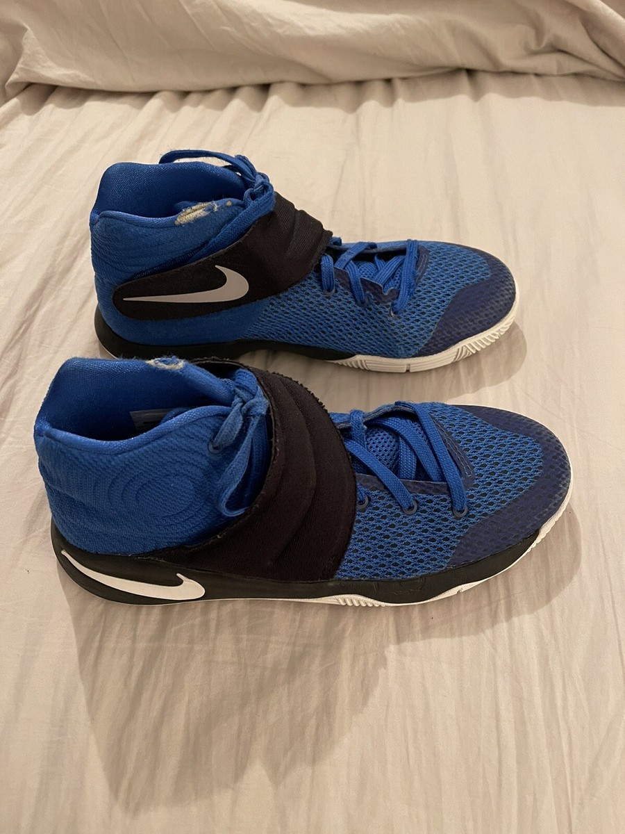 Kyrie Irving Nike Basketball Shoes Size US 5Y, Blue w/ Black Strap