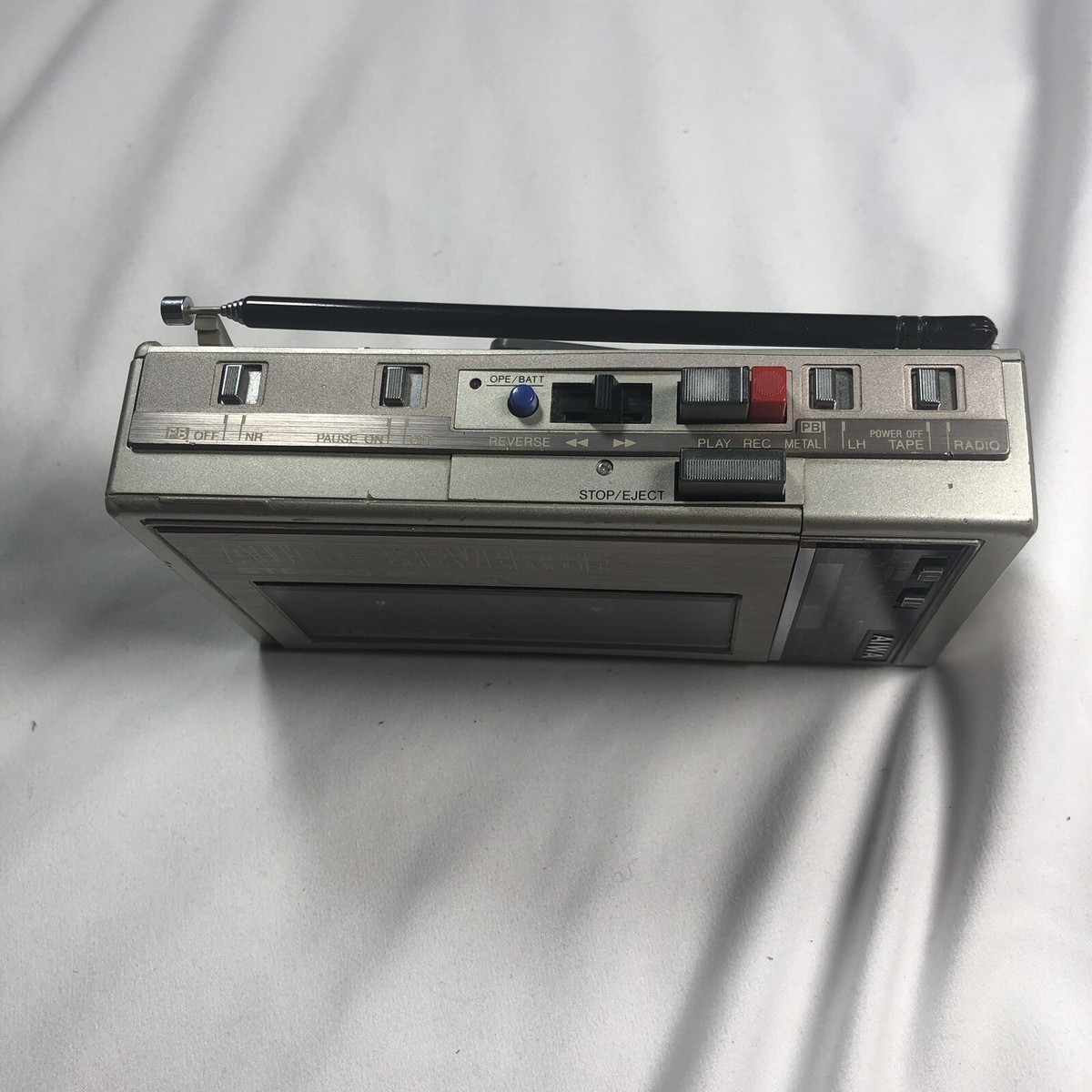 Aiwa HS-J2 AM/FM Cassetteboy Cassette Boy Recorder Player - for