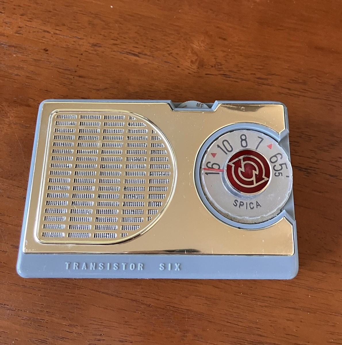 Spica Transistor Radio- Model ST-600 - Made By Sanritsu Elec