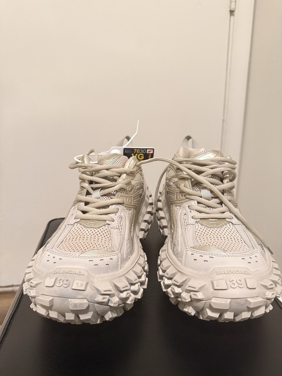 Size 9 - Balenciaga Defender Bouncer Sneaker White Light Beige