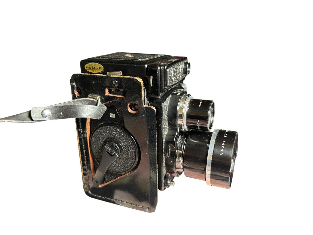 Yashica Mat-124G Medium Format TLR Film Camera for sale online | eBay