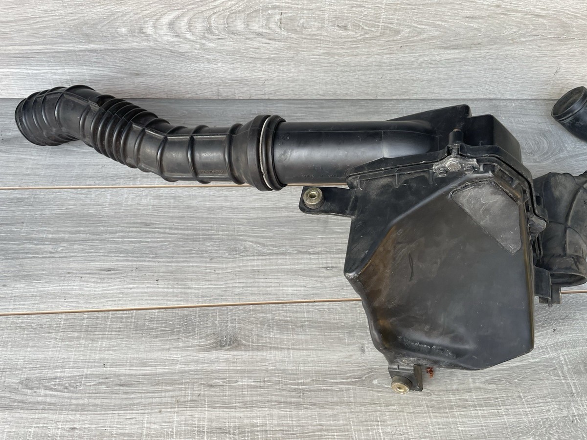 88-91 Honda EF Civic Hatch CRX Int Air Filter Box W/ Lid & Arm OEM