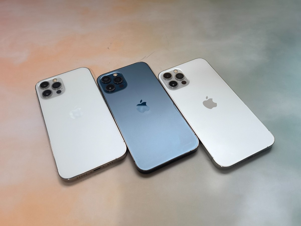 Apple iPhone 12 Pro -128GB 256 GB -lots of colors (Unlocked) Mint