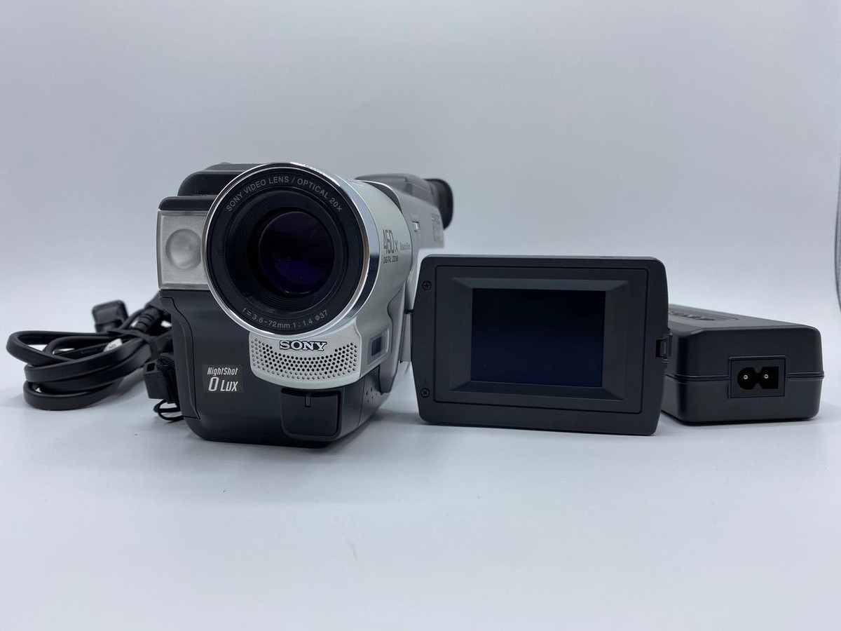 Sony Hi8 NTSC Handycam Camcorder - Video Transfer (CCD-TRV98