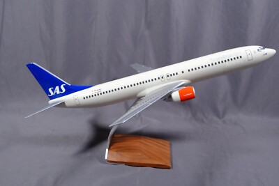 PACMIN SAS Scandinavian Airlines Boeing 737-800 Aircraft Model 1