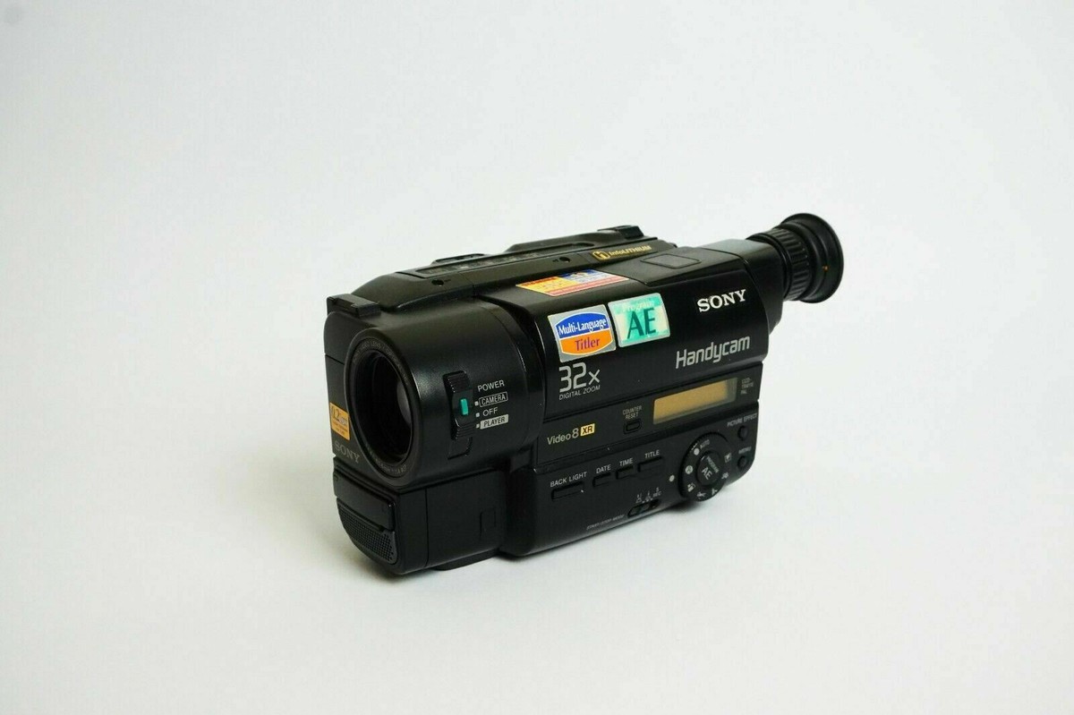 SONY CCD-TR411E Handycam 8mm Video8 Hi8 Playback Video Camera