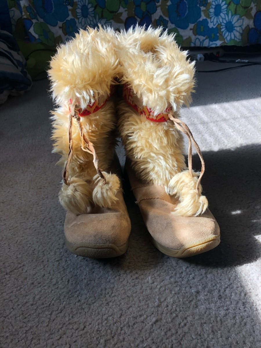 Vintage y2k 00s Women's Unionbay Furry Winter Boots (10) | eBay