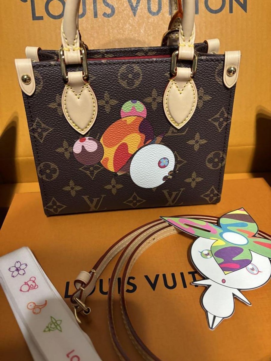 Louis Vuitton x Takashi Murakami OnTheGo BB Bag In Hand 7 x 5.9 x