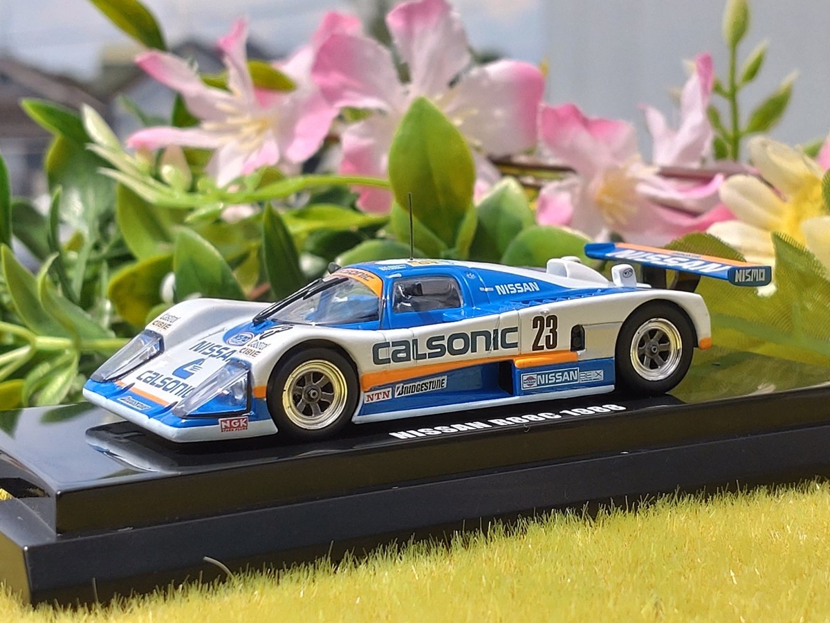 Le Mans 24h / Nissan R88C / No.23 1988 / 1/64 Diecast Car / Kyosho