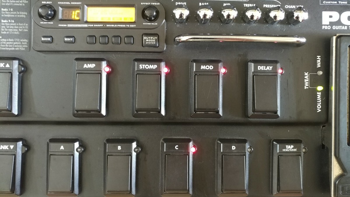 Line 6 POD XT Live Floorboard Guitar Multi-Effects Processor w