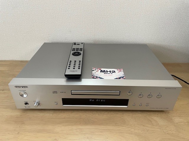 ONKYO C-7030 CD Player Silver with Remote Operation Confirmed Very