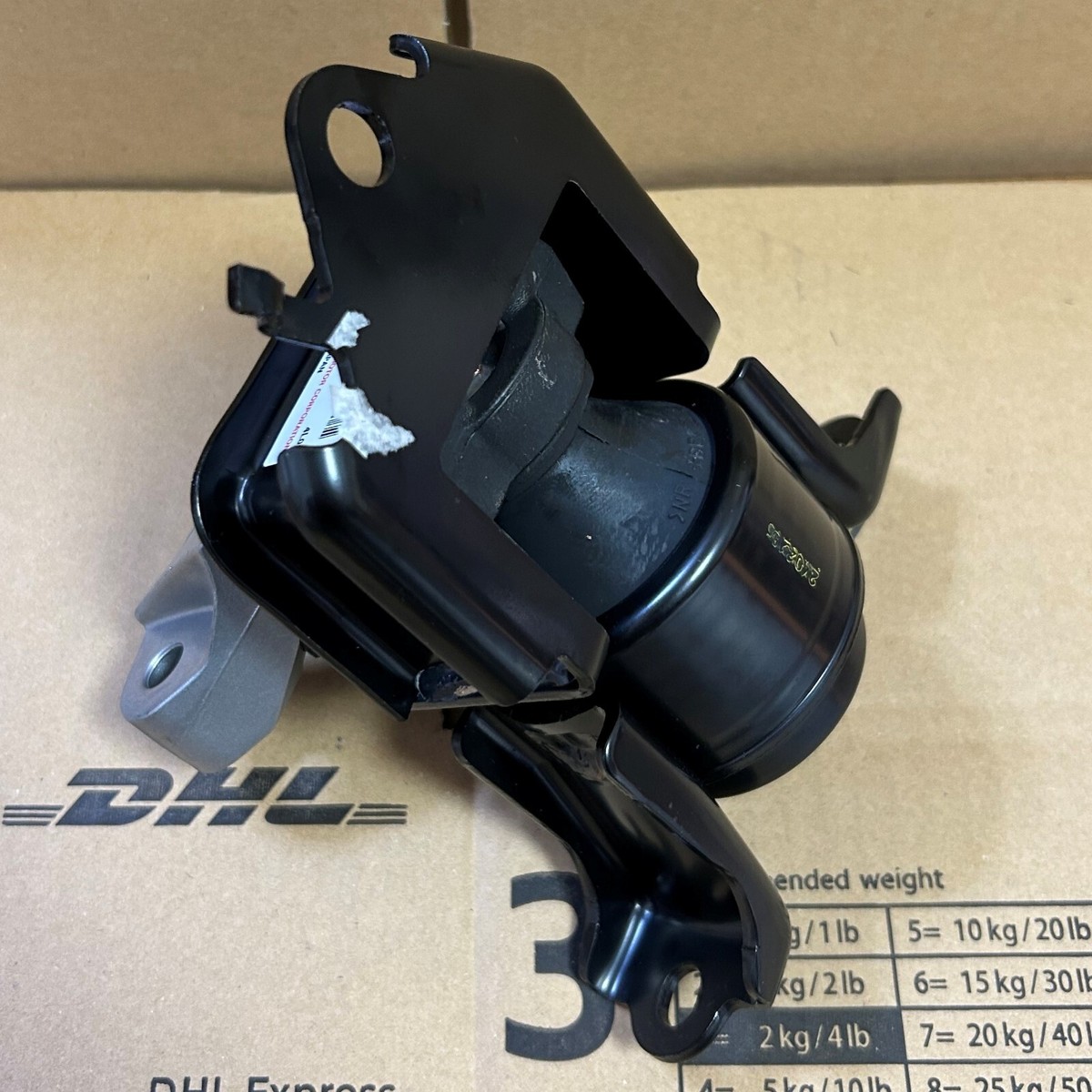 NEW】Toyota Genuine iQ INSULATOR SUB-ASSY, ENGINE MOUNTING, RH