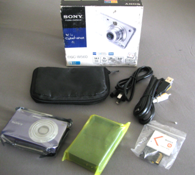 Sony Cyber-Shot DSC-W560, 14.1MP / 3.0