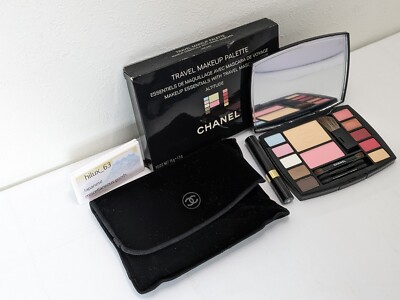Buy CHANEL Travel Makeup Palette Altitude - Essentials With 4
