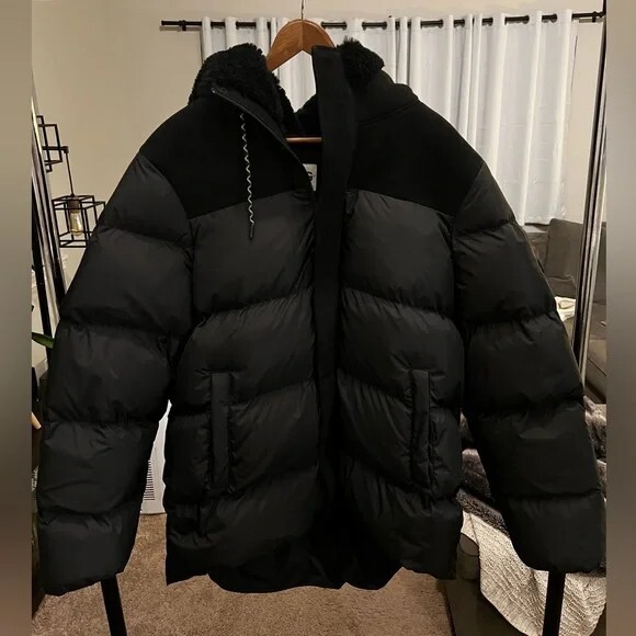 UGG Shasta Down Puffer Jacket M heavy-duty cold-weather $1498 NEW