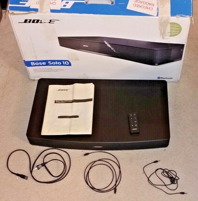 Bose Solo 10 series II TV Sound System 740928-1120 with remote