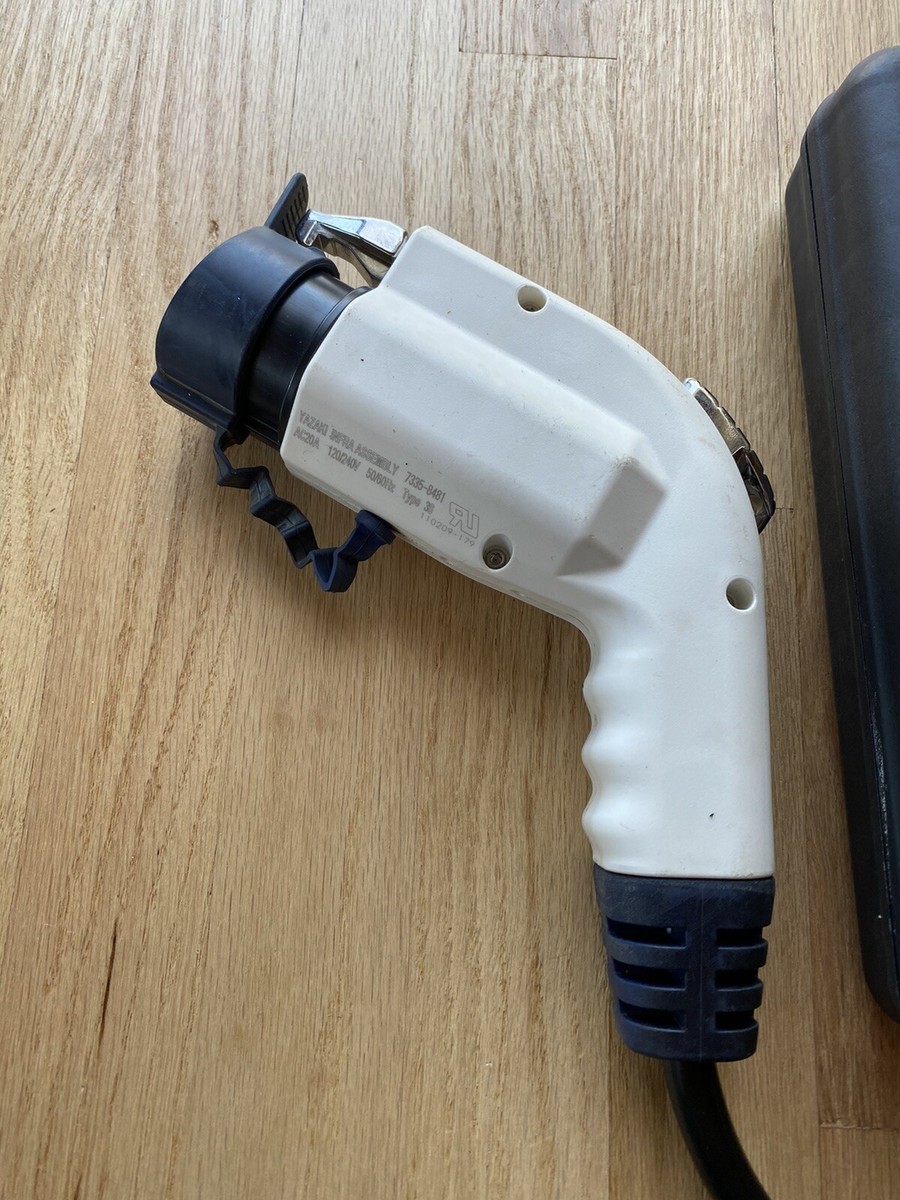 OEM Nissan Leaf Charger EV Battery Charging Cable Electric Car