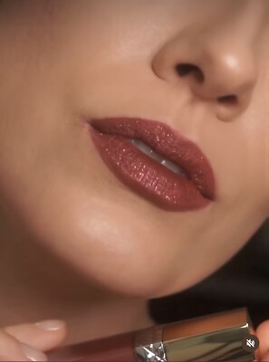 Rouge Dior Forever Liquid Sequin Limited Holiday Edition 843