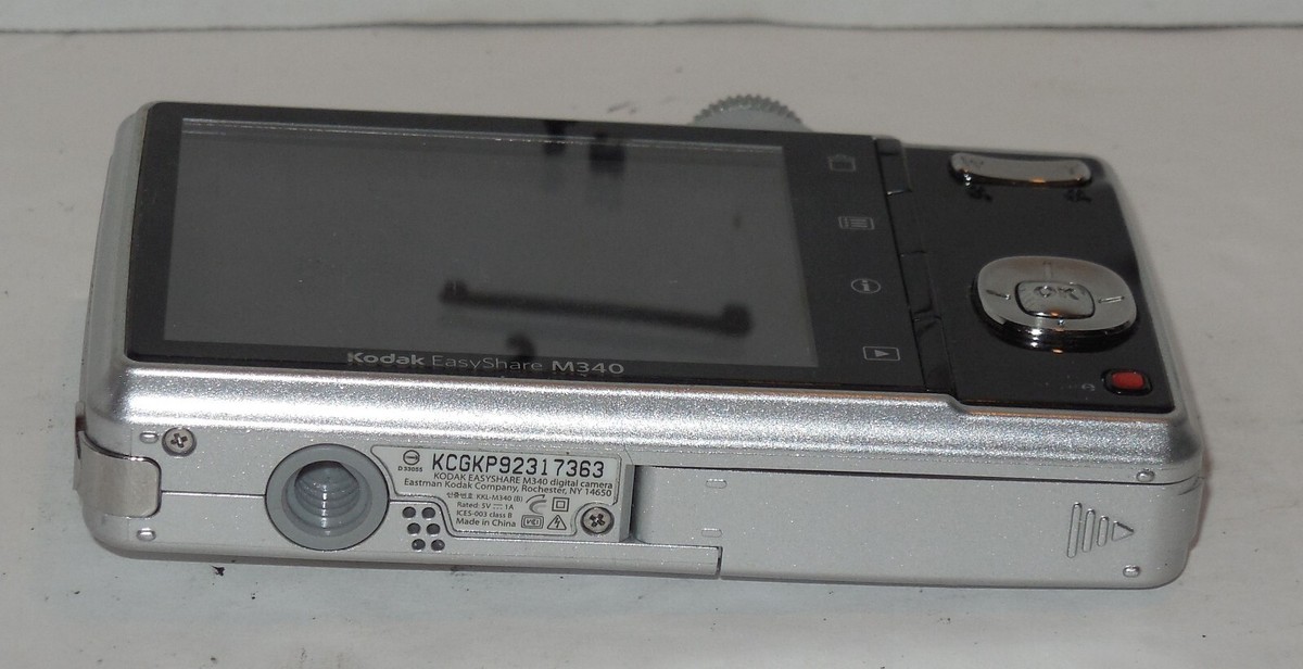 Kodak EasyShare M340 10.2MP Digital Camera - Silver Tested Works