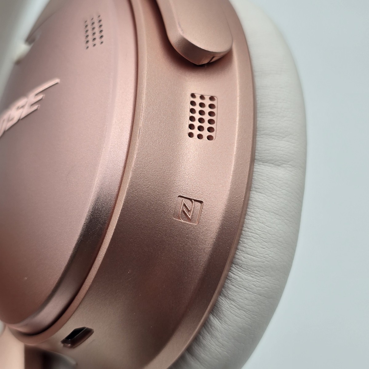 Bose QuietComfort 35 II 限定版 ピンク Bose QuietComfort 35 II 限定