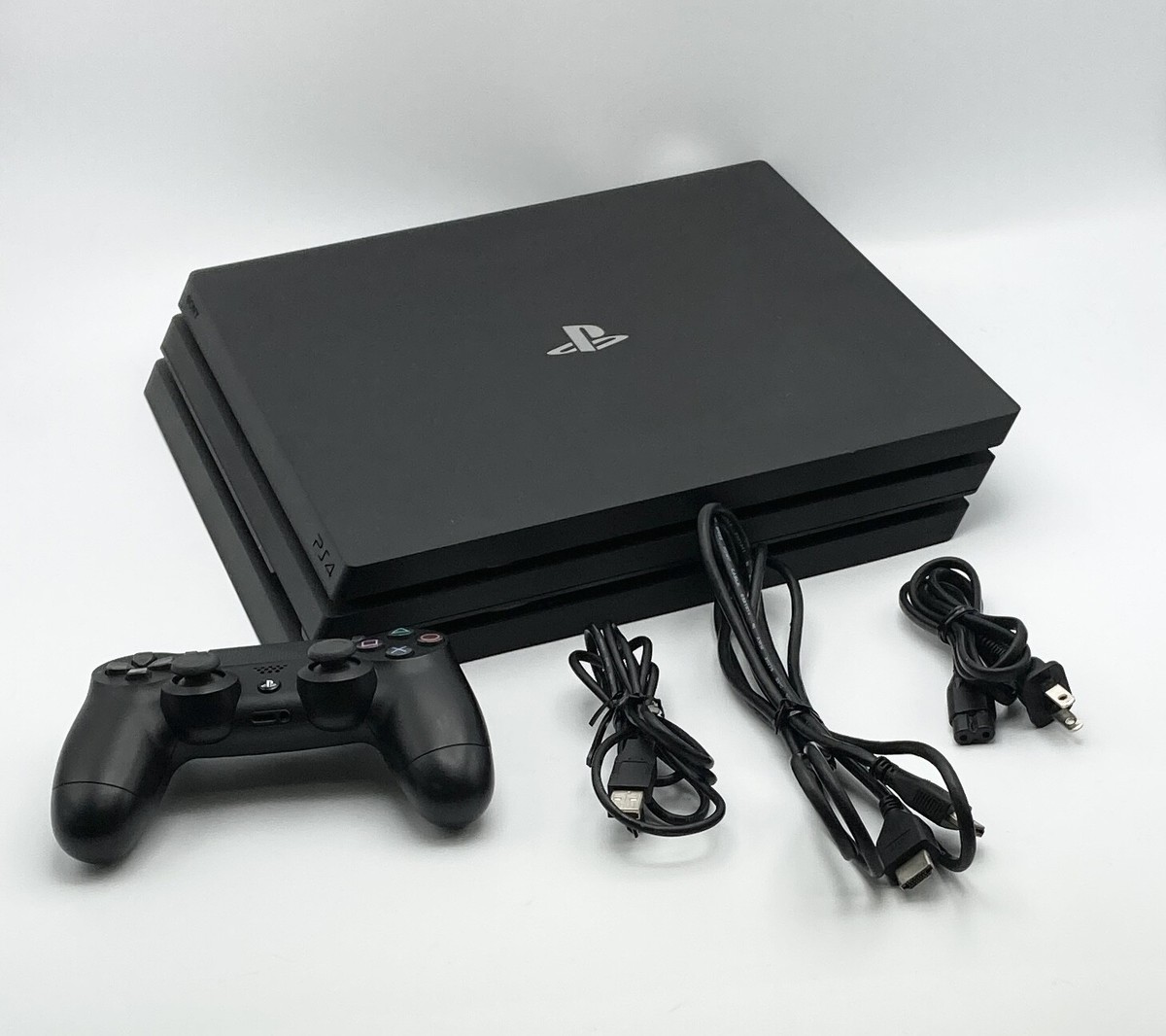 得】PS4pro 2テラSSD換装済み コントローラー無し 得】PS4pro 2テラSSD