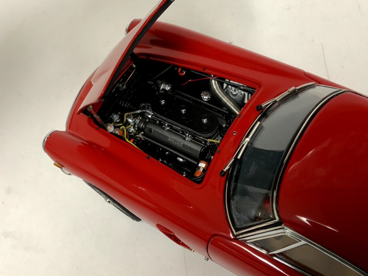 1/18 CMC Ferrari 250 GT Berlinetta Passo Corto ( SWB ) 1961 in Red