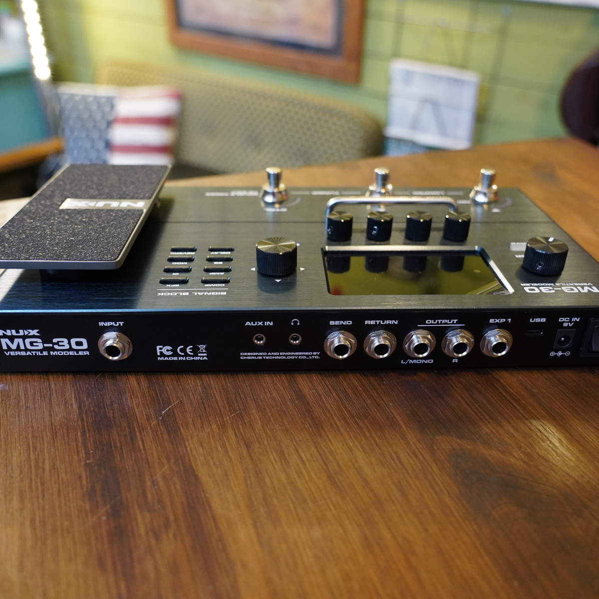 NUX MG-30 Versatile Modeler Guitar Multi-Effects Pedal TSAC-HD