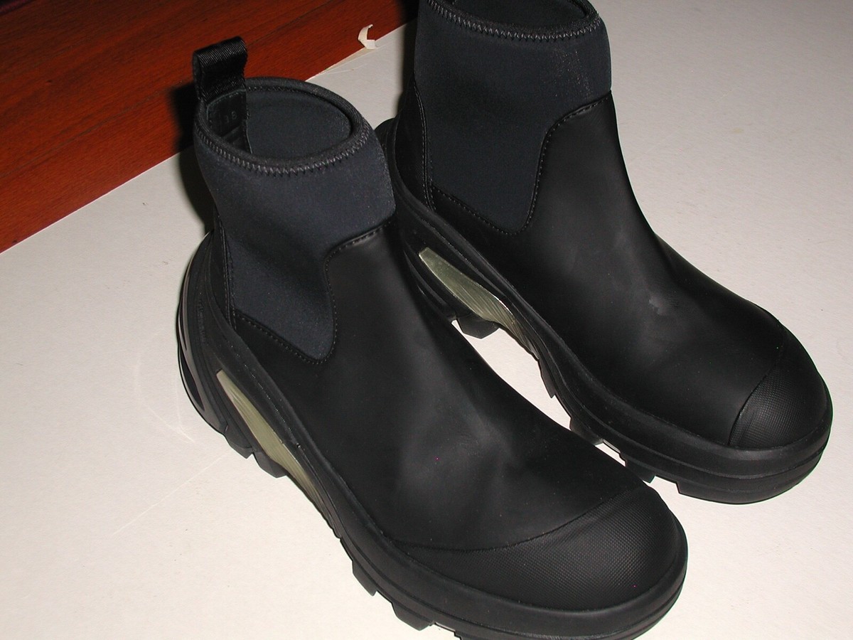 Women's 1017 ALYX 9SM Black MID Boot with TWO-TONED Vibram Soles