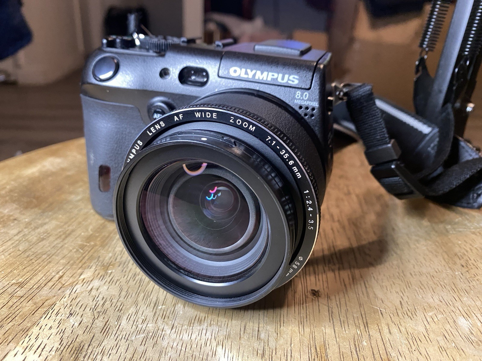 Olympus CAMEDIA C-8080 Digital Camera TESTED WORKS - NO BATTERY