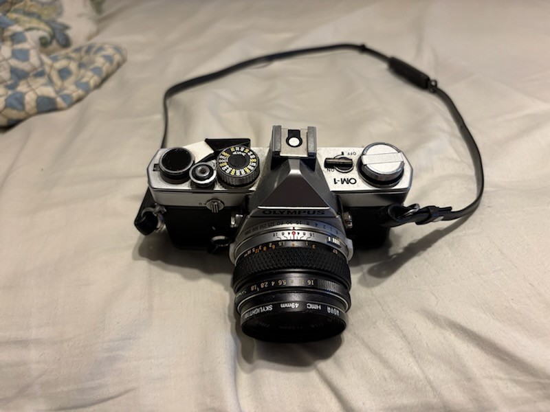 Olympus OM-1 SLR Camera MD F.Zuiko Lens 1:1.8 F=50mm Auto-S OM