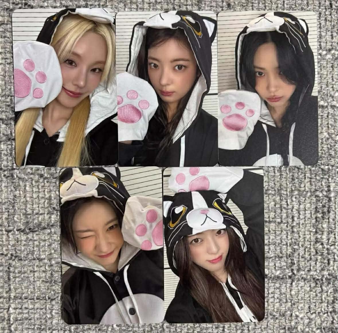 ITZY OFFICIAL TUNNEL VISION ALBUM STAR RIVER POB PHOTOCARD | eBay