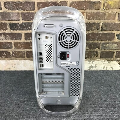 Apple PowerMac G4 M8493 PowerPC 733MHz 384MB RAM OS 10.3.9 Panther